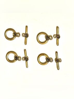 Fancy Gold Tone Toggles. 400